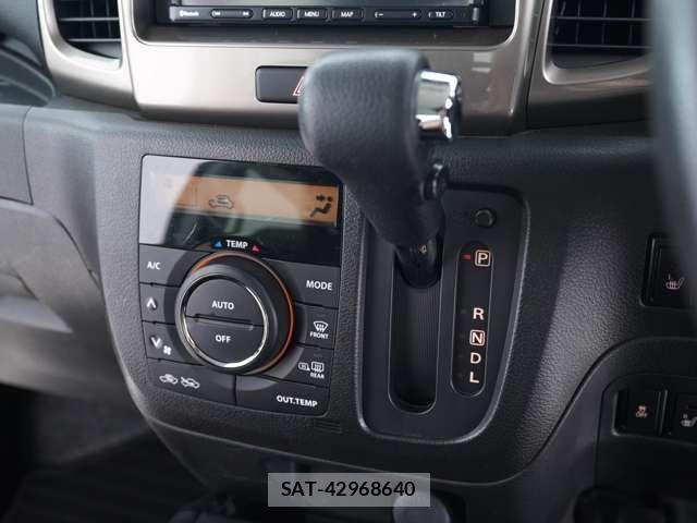 Suzuki SPACIA 2017-09 8317198-13