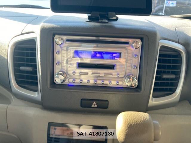 Suzuki SPACIA 2013-09 8337946-17