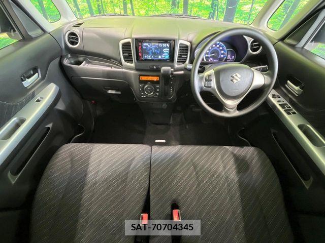 Suzuki SPACIA 2017-02 8368860-1