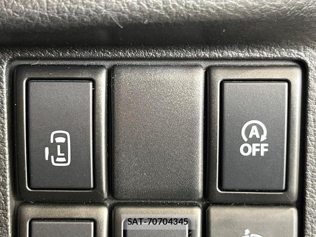 Suzuki SPACIA 2017-02 8368860-5