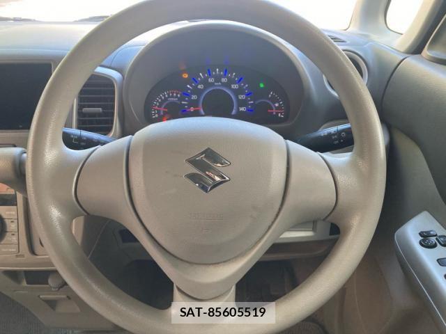 Suzuki SPACIA 2014-03 8368862-17