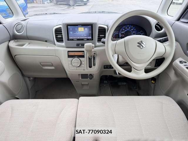 Suzuki SPACIA 2013-09 8415036-4