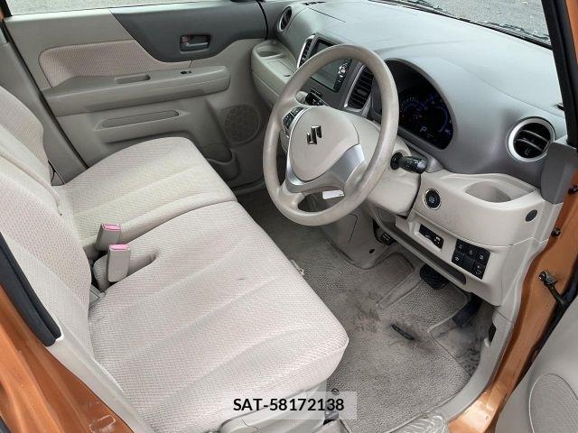Suzuki SPACIA 2013-10 8415038-8
