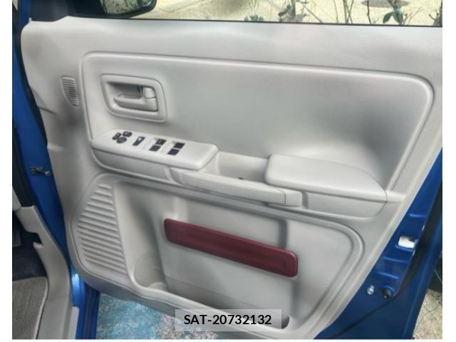 Suzuki SPACIA 2018-03 8563592-10