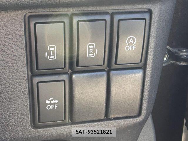 Suzuki SPACIA 2014-06 8628979-11