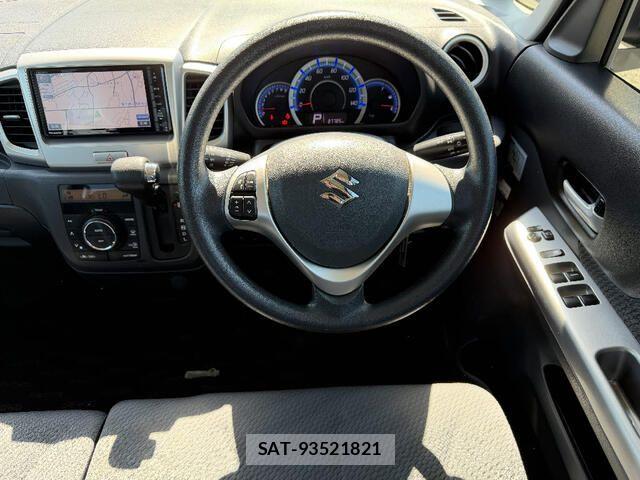 Suzuki SPACIA 2014-06 8628979-5