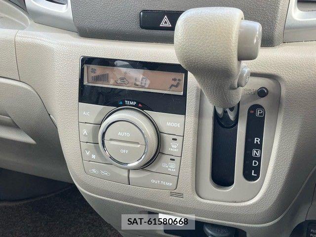 Suzuki SPACIA 2013-08 8745953-21