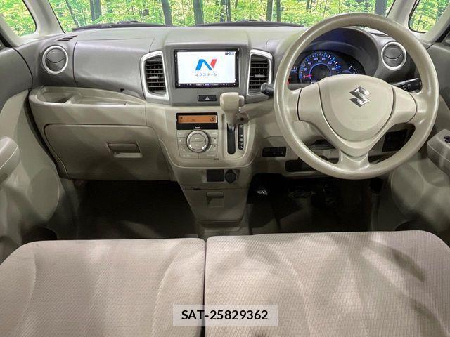 Suzuki SPACIA 2013-06 8797532-1