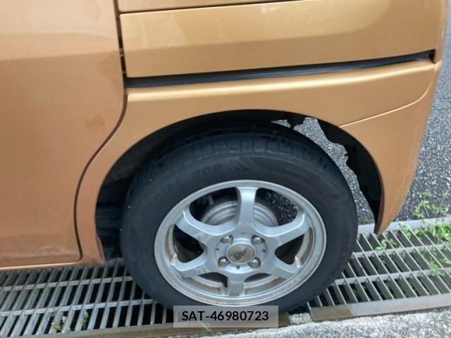 Suzuki SPACIA 2013-09 8797533-9