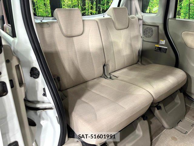 Suzuki SPACIA 2013-09 8850684-9