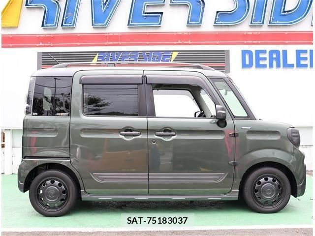Suzuki SPACIA 2021-05 8882248-4