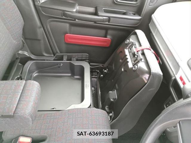Suzuki SPACIA 2022-12 8882249-25