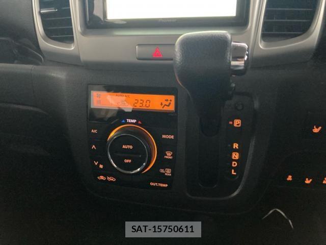 Suzuki SPACIA 2014-06 8882252-19