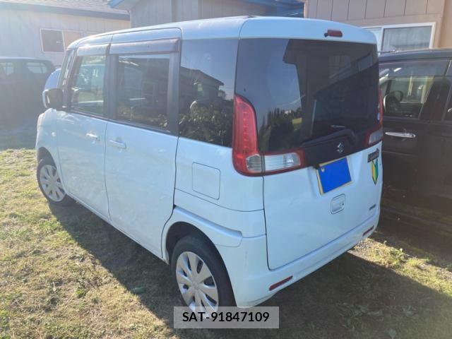 Suzuki SPACIA 2016-02 8884370-2