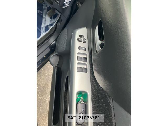 Suzuki SPACIA 2016-09 8884369-14