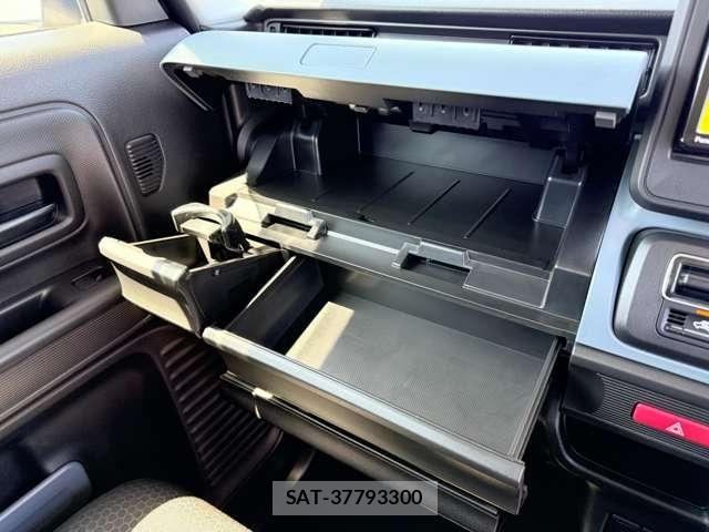Suzuki SPACIA 2023-10 6527606-22