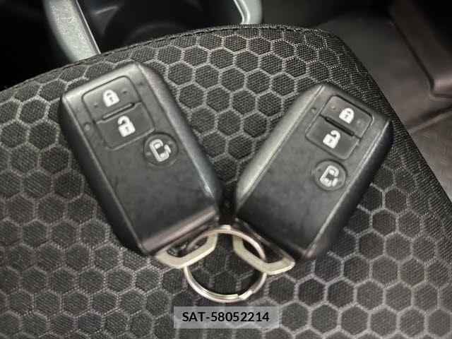 Suzuki SPACIA 2023-08 6642588-25