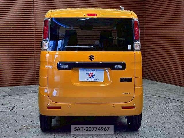 Suzuki SPACIA 2022-09 6673717-18