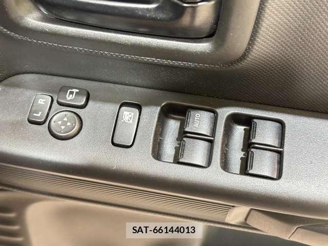 Suzuki SPACIA 2022-09 7021637-15