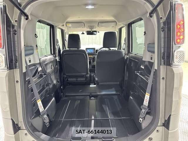Suzuki SPACIA 2022-09 7021637-27