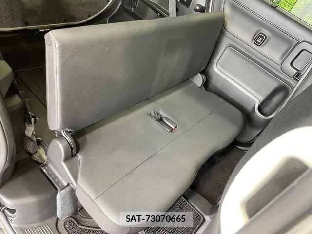 Suzuki SPACIA 2023-07 7330207-8