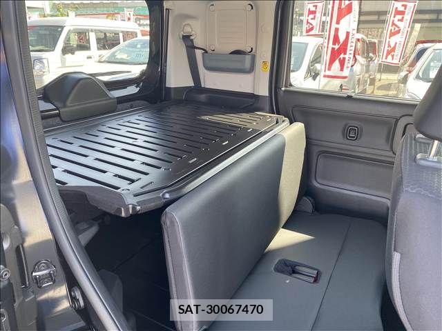 Suzuki SPACIA 2024-08 7330208-11