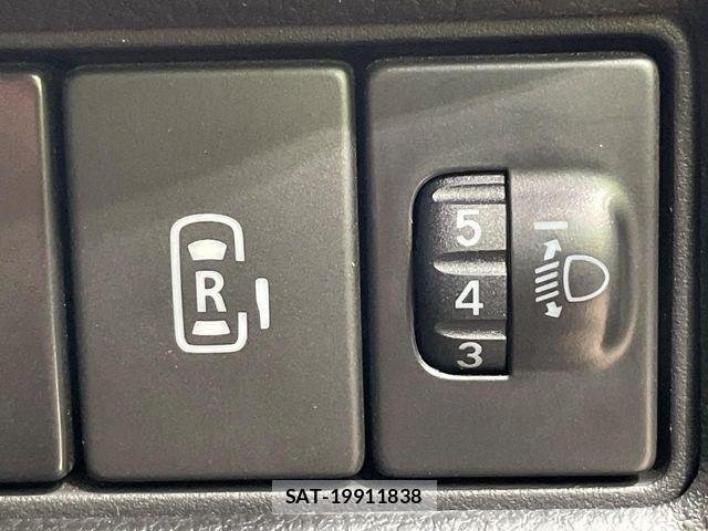 Suzuki SPACIA 2022-08 7457993-5
