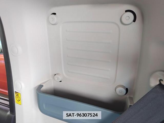 Suzuki SPACIA 2024-01 7879529-27
