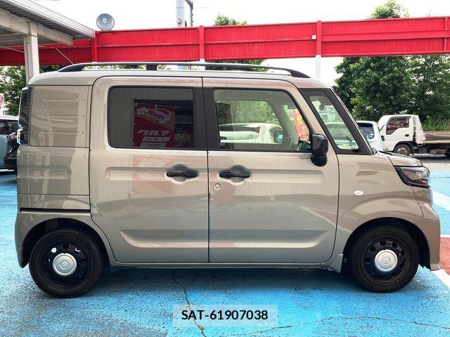 Suzuki SPACIA 2023-07 8038375-28