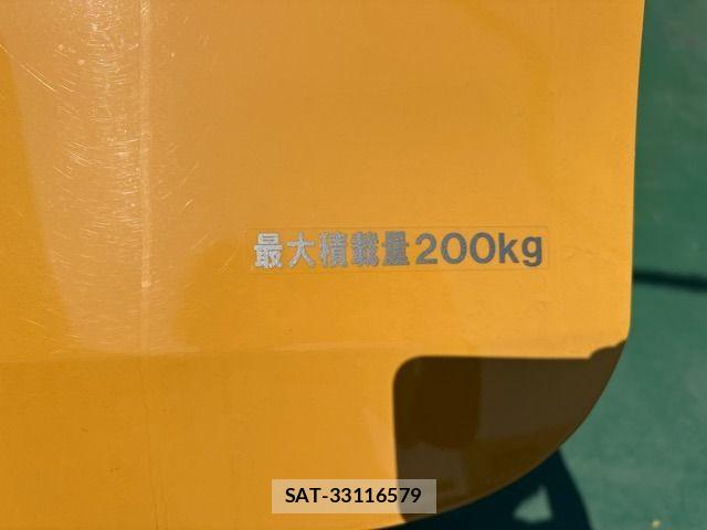 Suzuki SPACIA 2024-11 8101962-9
