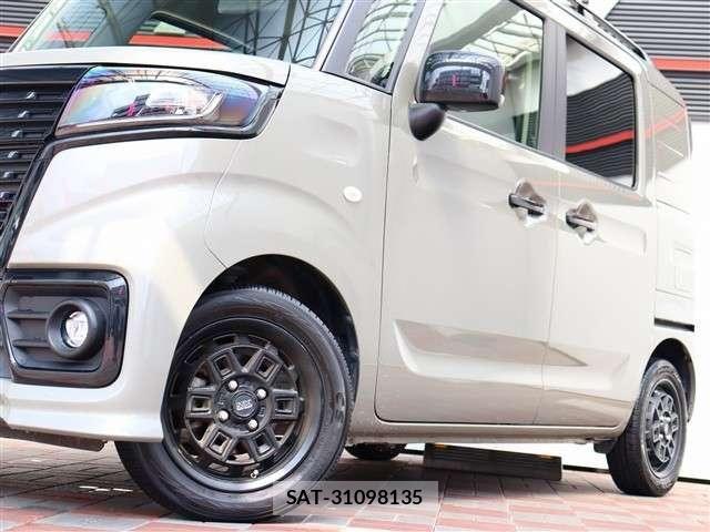 Suzuki SPACIA 2022-10 8101959-17