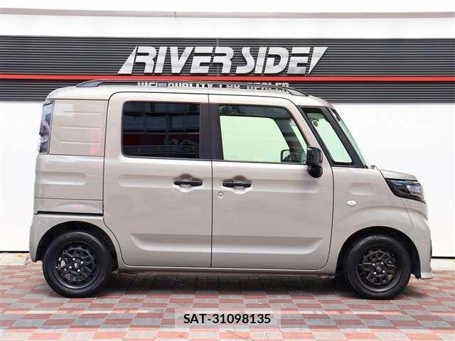 Suzuki SPACIA 2022-10 8101959-3