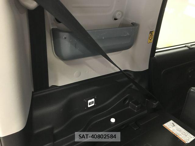 Suzuki SPACIA 2022-09 8246736-20