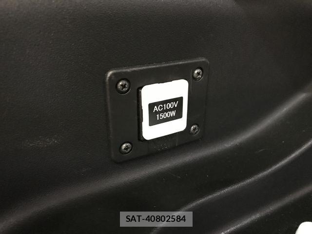 Suzuki SPACIA 2022-09 8246736-21