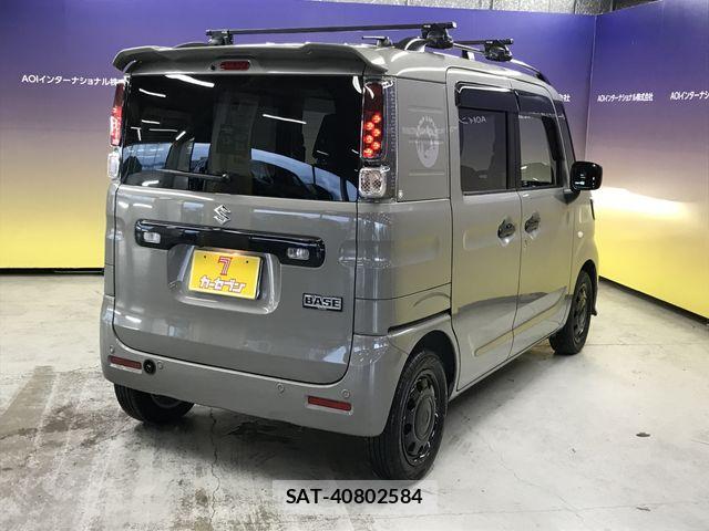Suzuki SPACIA 2022-09 8246736-4