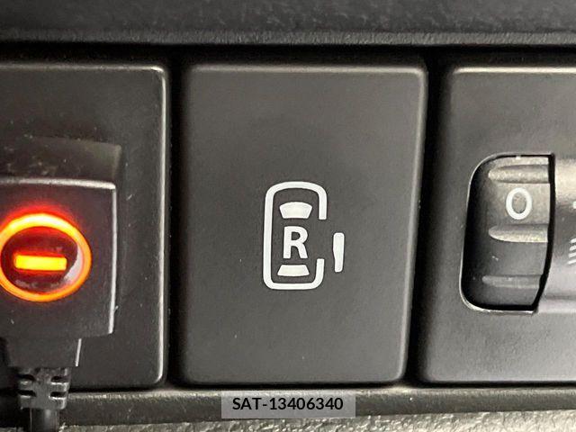 Suzuki SPACIA 2023-03 8458471-5