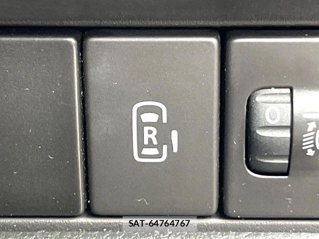 Suzuki SPACIA 2022-11 8527440-4