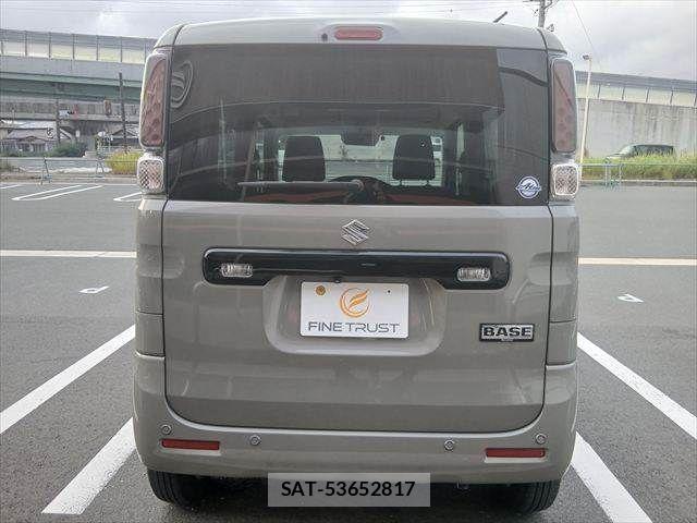 Suzuki SPACIA 2022-09 8563595-13