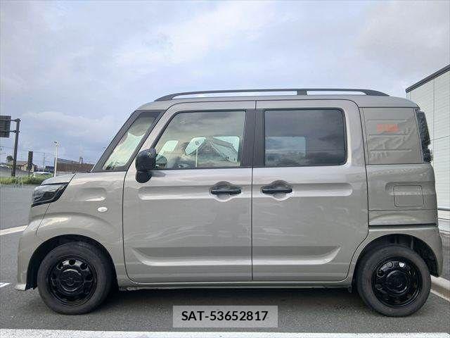 Suzuki SPACIA 2022-09 8563595-16