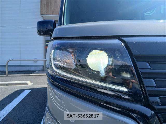 Suzuki SPACIA 2022-09 8563595-20