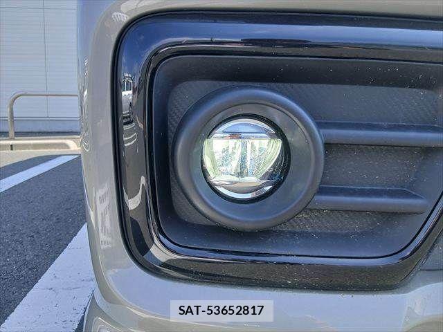 Suzuki SPACIA 2022-09 8563595-21