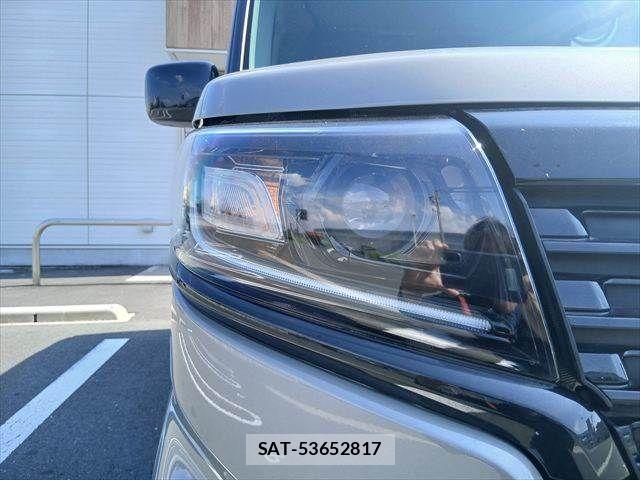 Suzuki SPACIA 2022-09 8563595-25