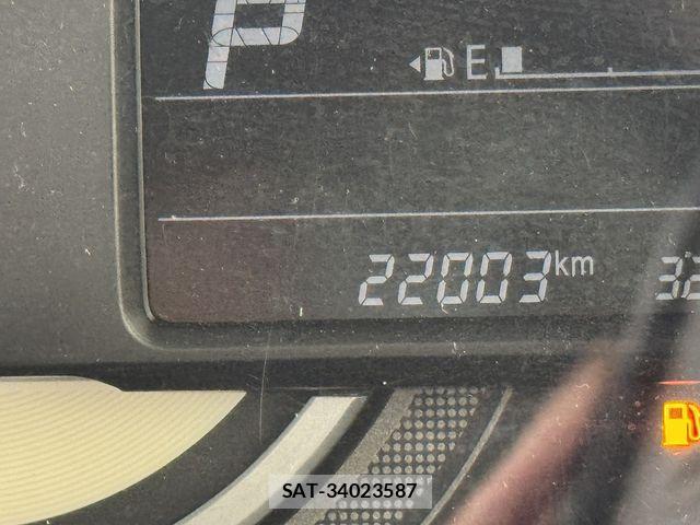 Suzuki SPACIA 2023-06 8628982-12