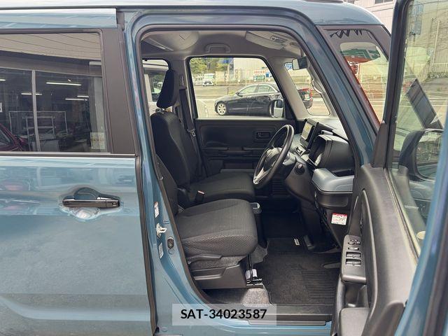 Suzuki SPACIA 2023-06 8628982-19