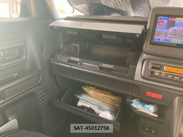 Suzuki SPACIA 2022-12 8661678-21