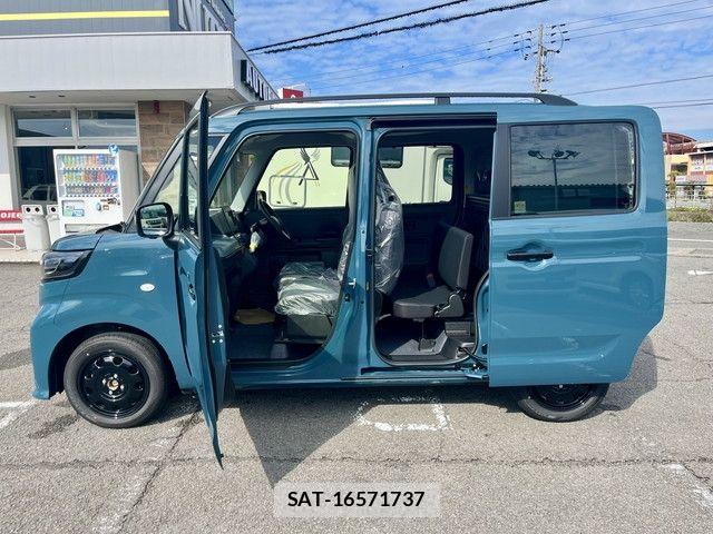 Suzuki SPACIA 2026-08 8882253-4