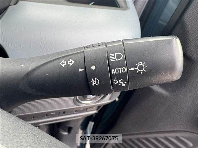 Suzuki SPACIA 2022-09 8882254-21