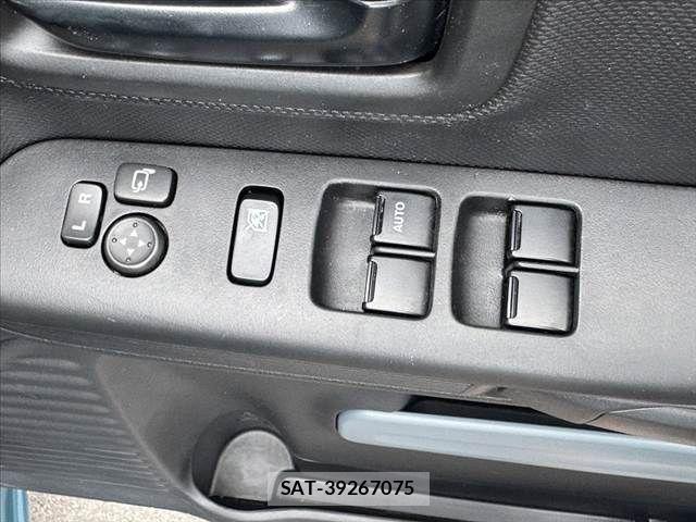 Suzuki SPACIA 2022-09 8882254-28