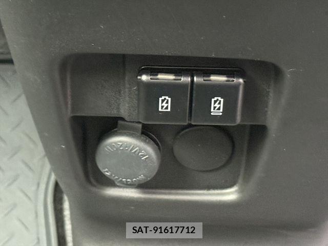 Suzuki SPACIA 2022-11 7060798-20