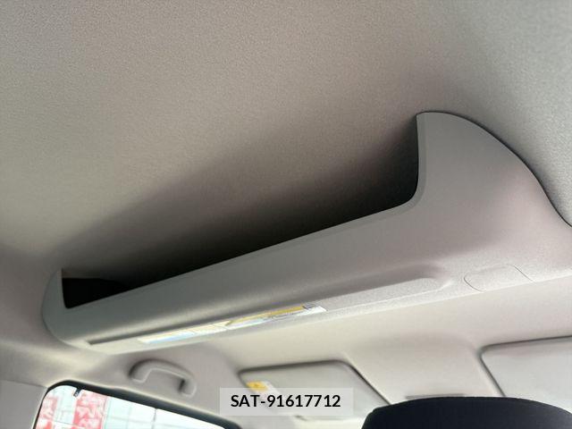 Suzuki SPACIA 2022-11 7060798-23